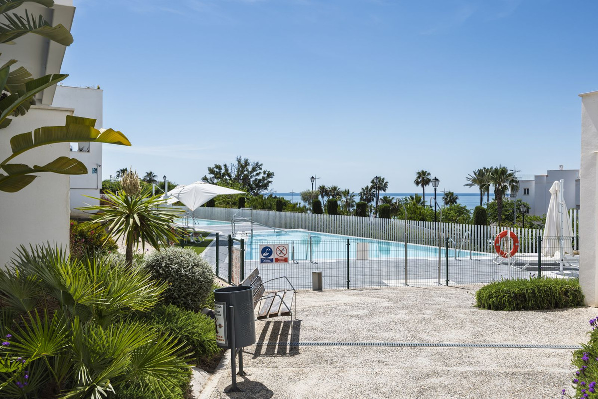 Appartement te koop in Benalmadena Costa | 2 slaapkamers H5401837