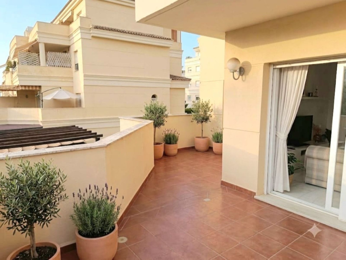 Appartement te koop in Torrequebrada | 3 slaapkamers H5441131