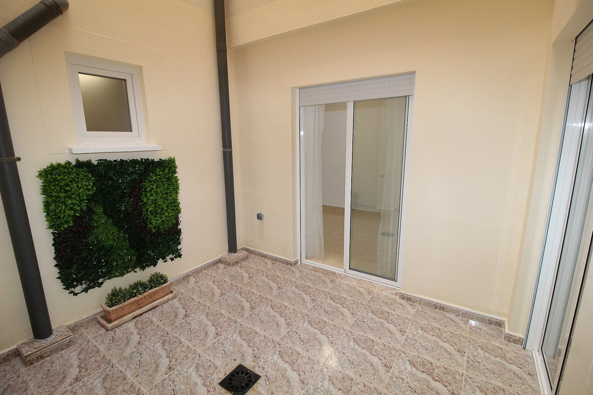 Appartement te koop in Torrevieja | 2 slaapkamers H5058787