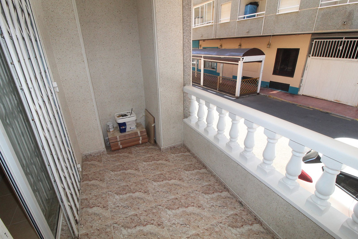 Appartement te koop in Torrevieja | 2 slaapkamers H5058787