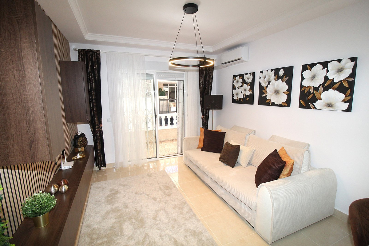 Appartement te koop in Torrevieja | 2 slaapkamers H5058787