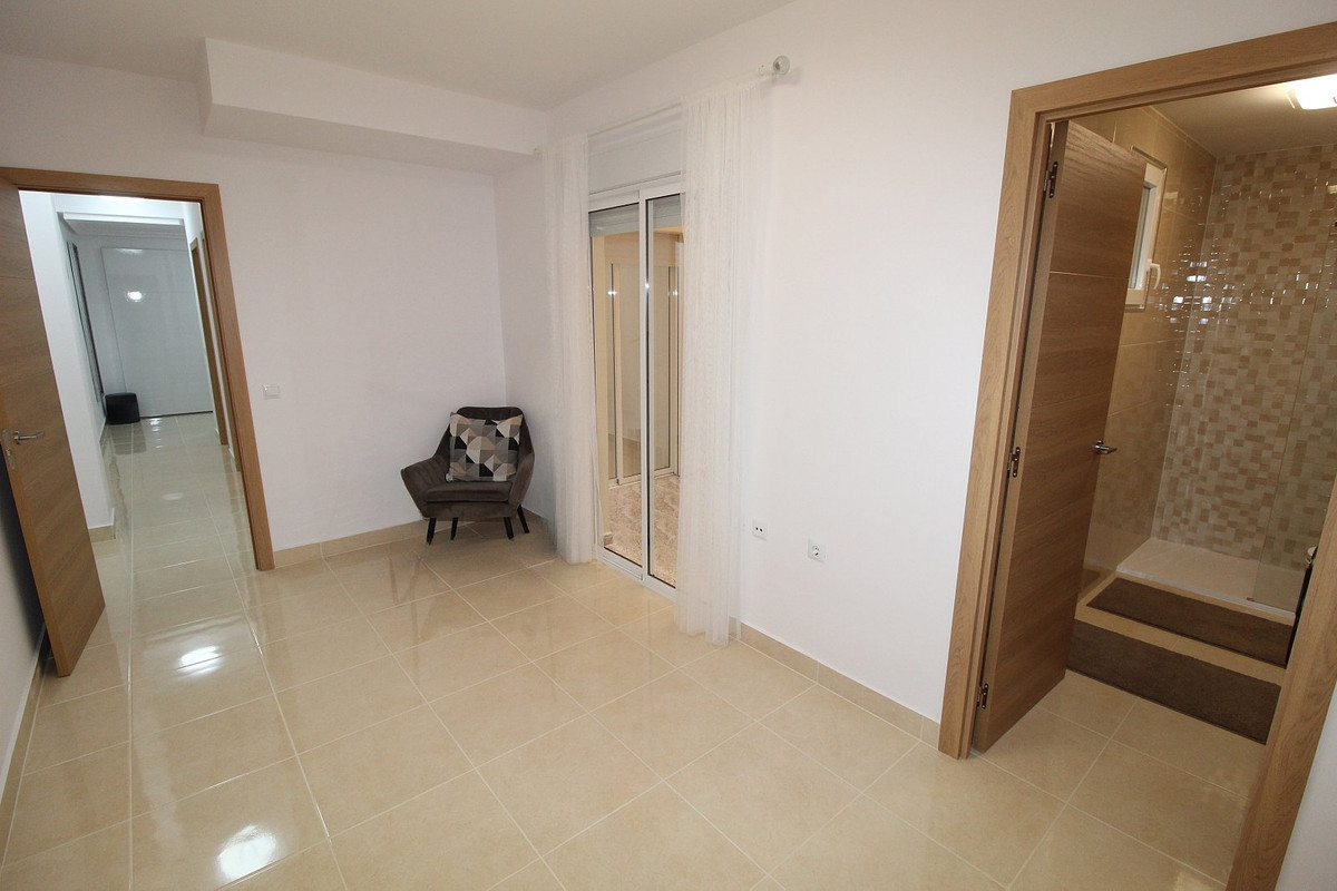 Appartement te koop in Torrevieja | 2 slaapkamers H5058787