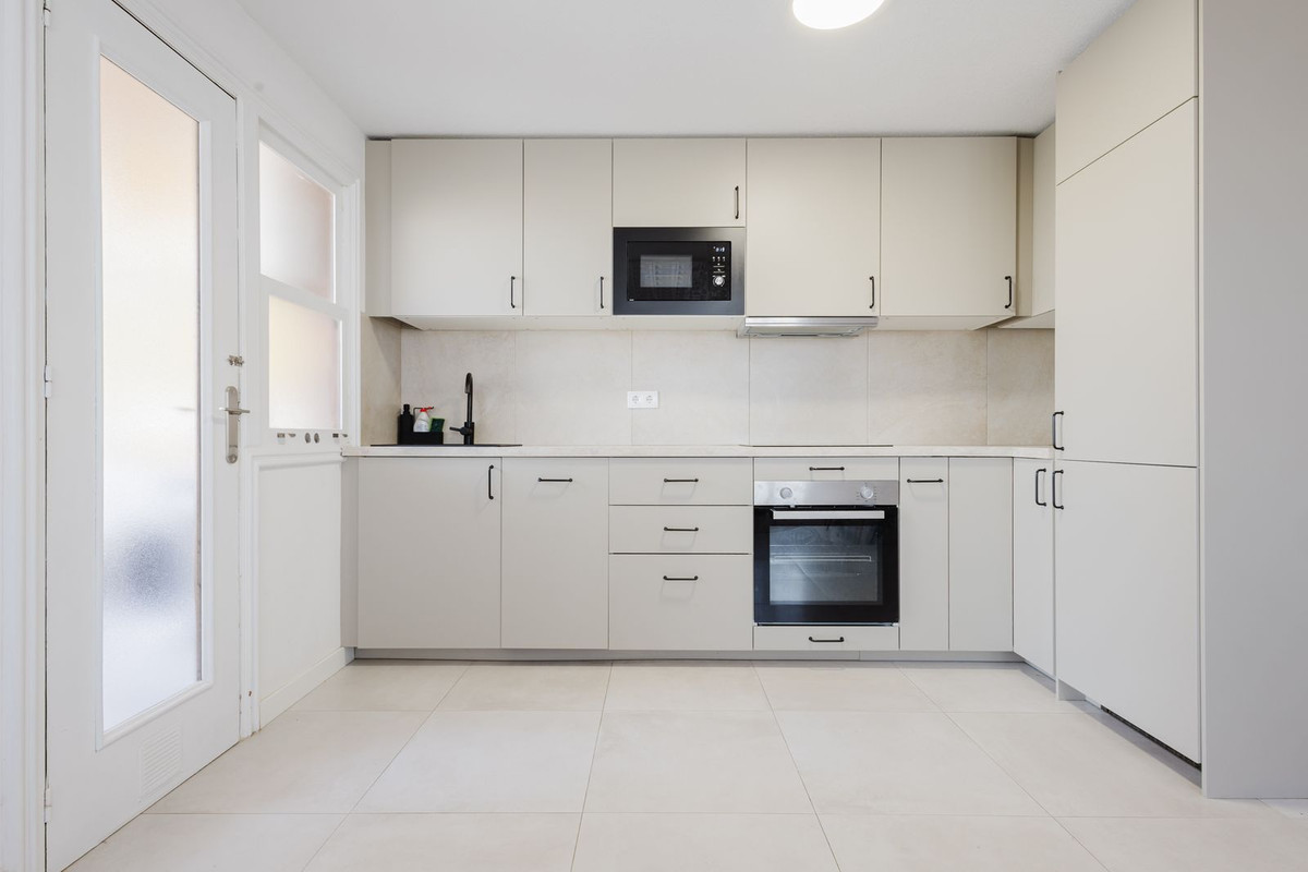 Property main view 33