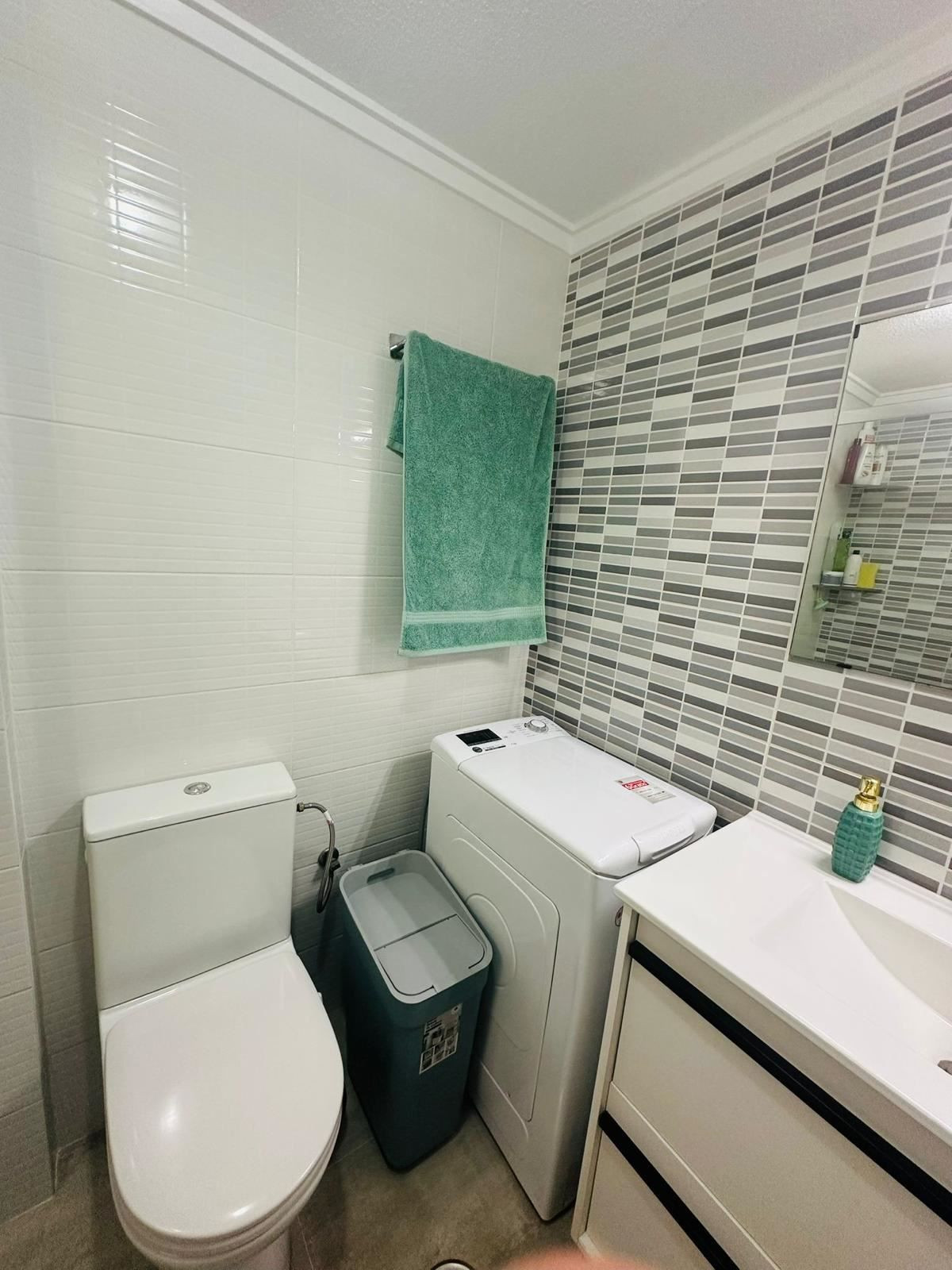 Appartement te koop in Torrevieja | 2 slaapkamers H5222515