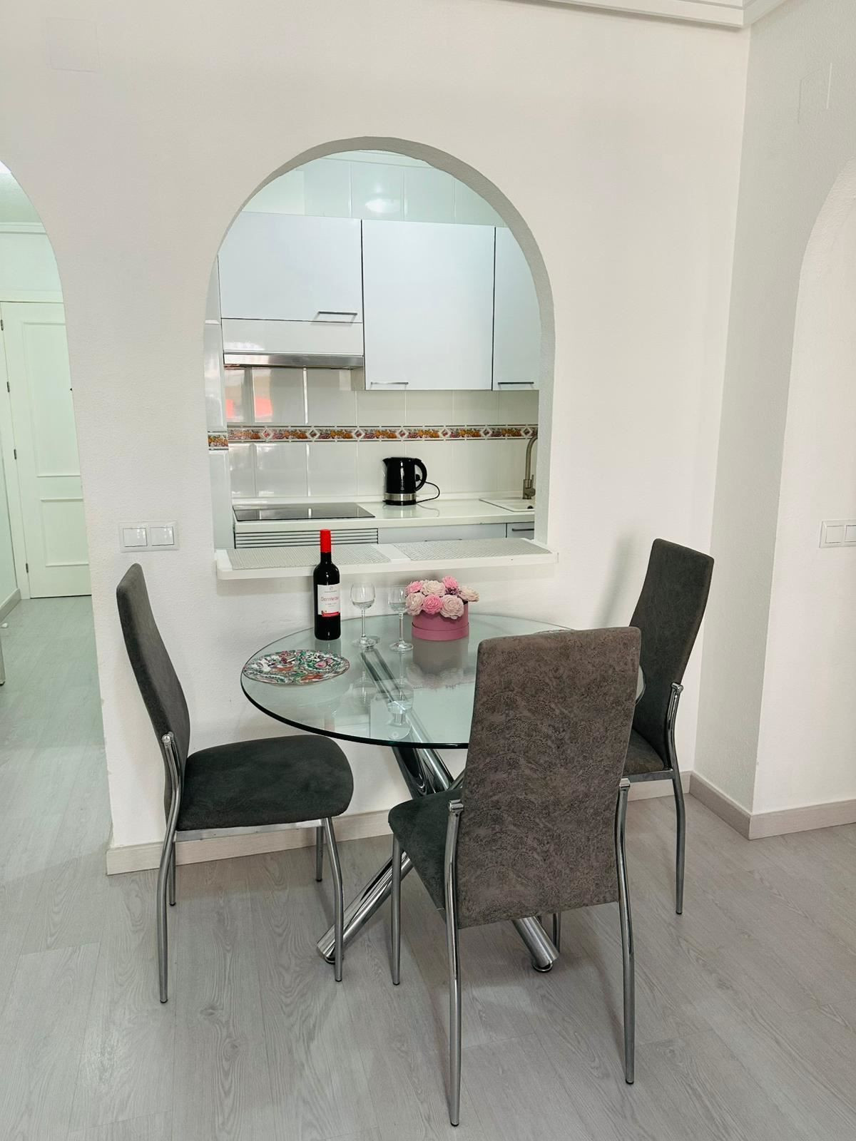 Appartement te koop in Torrevieja | 2 slaapkamers H5222515