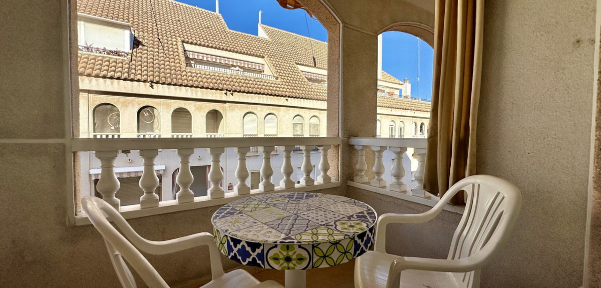 Appartement te koop in Torrevieja | 2 slaapkamers H5250448