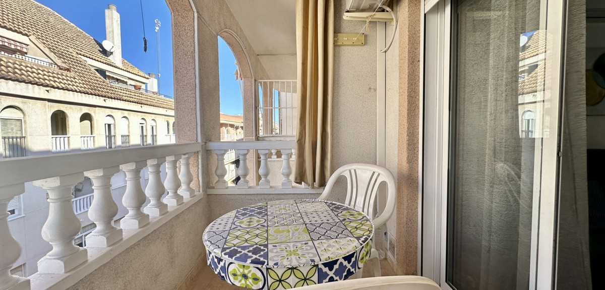 Appartement te koop in Torrevieja | 2 slaapkamers H5250448