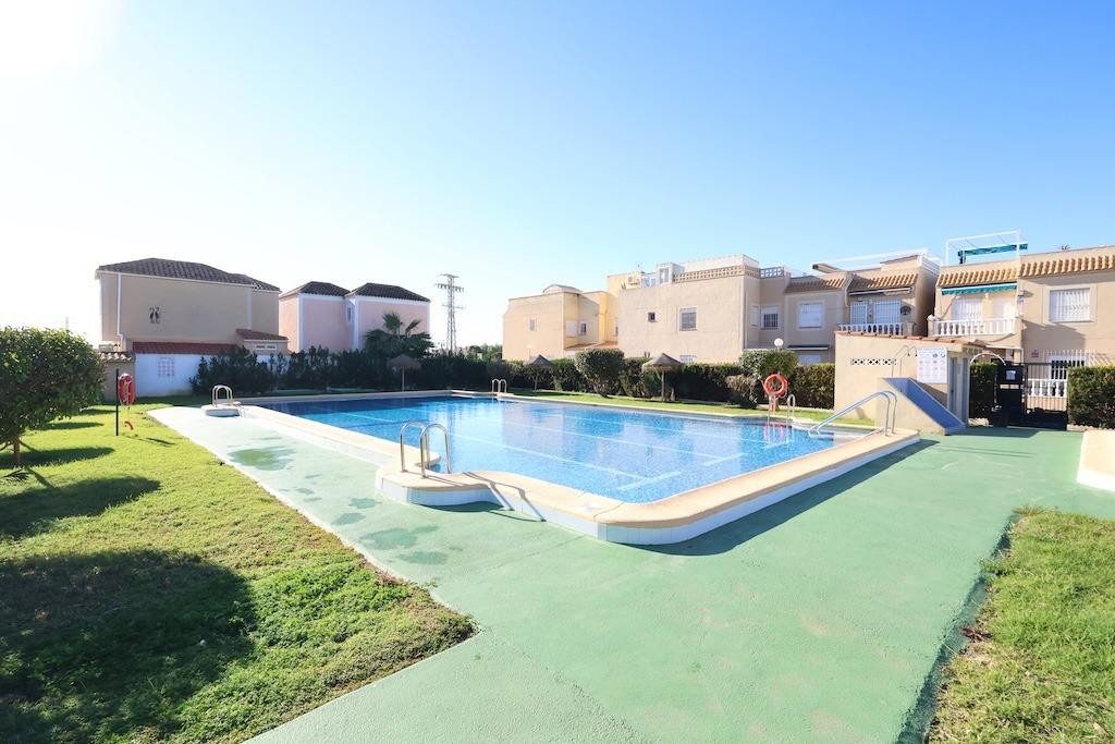 Bungalow te koop in Torrevieja | 3 slaapkamers H5265094