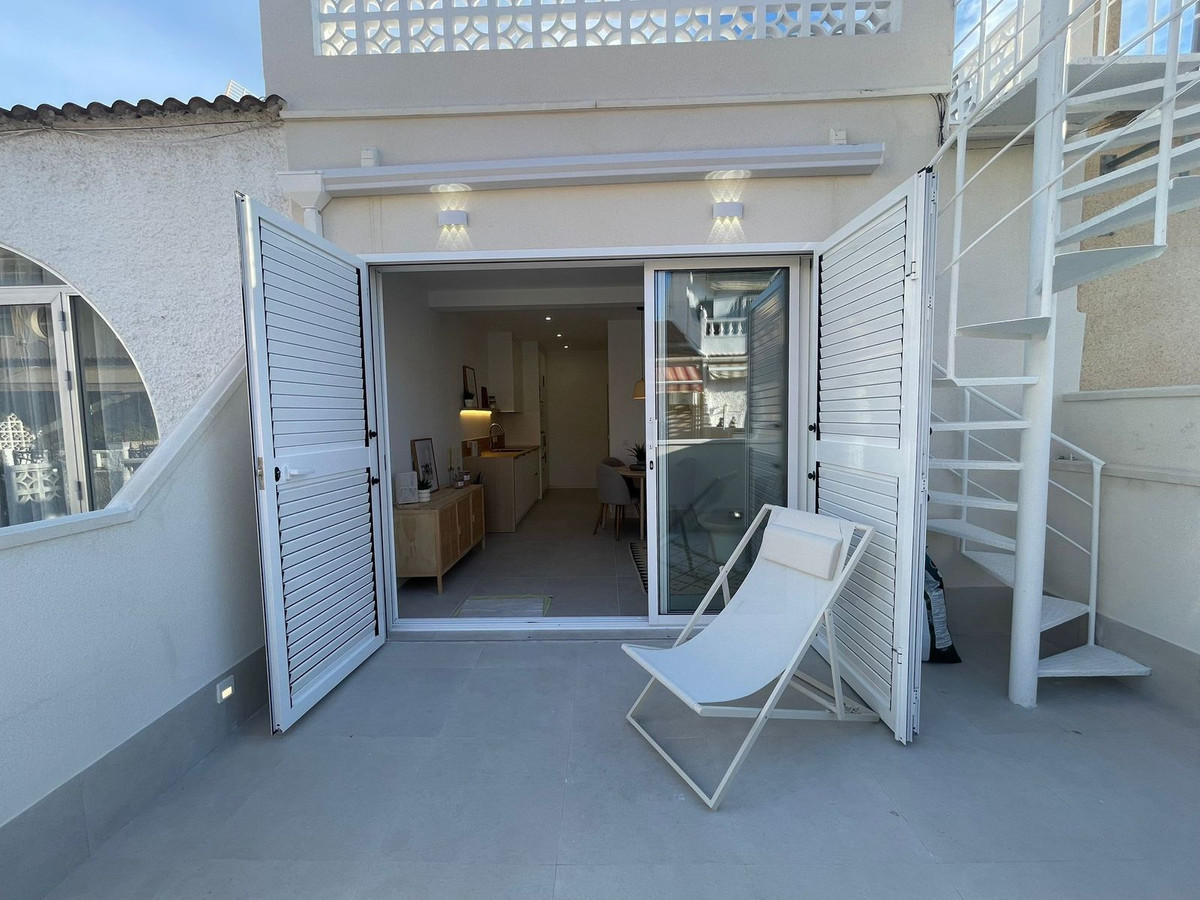Appartement te koop in Torrevieja | 2 slaapkamers H5265292