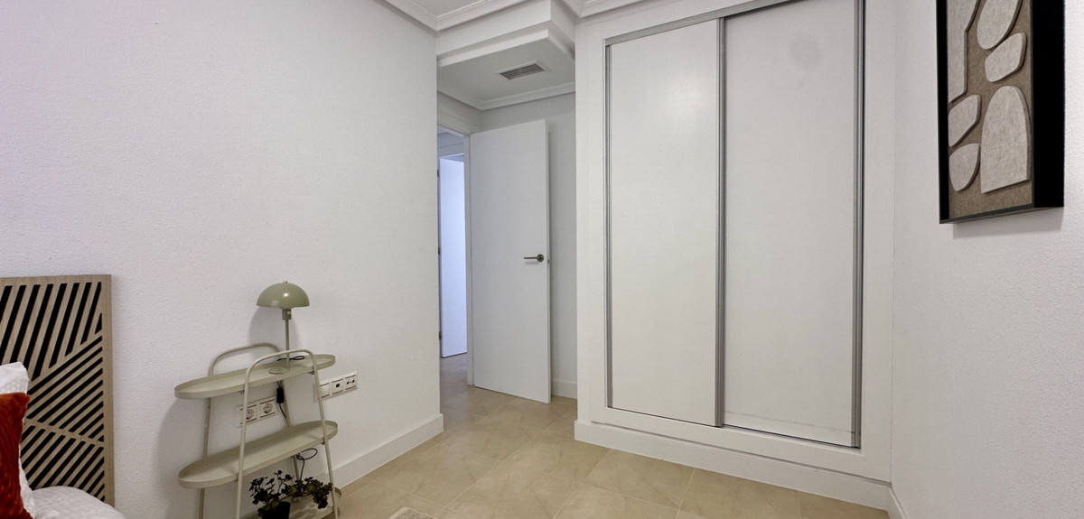 Appartement te koop in Torrevieja | 3 slaapkamers H5265895