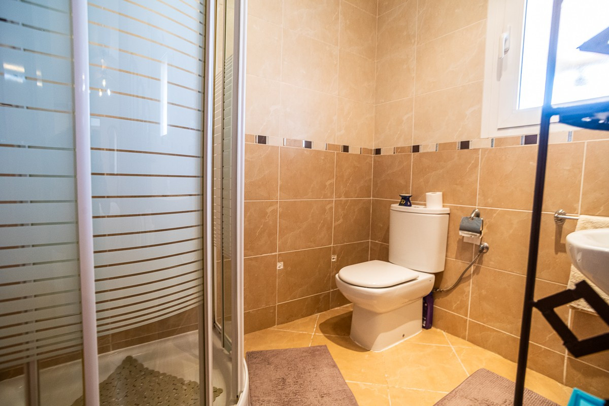 Appartement te koop in Torrevieja | 6 slaapkamers H5287573