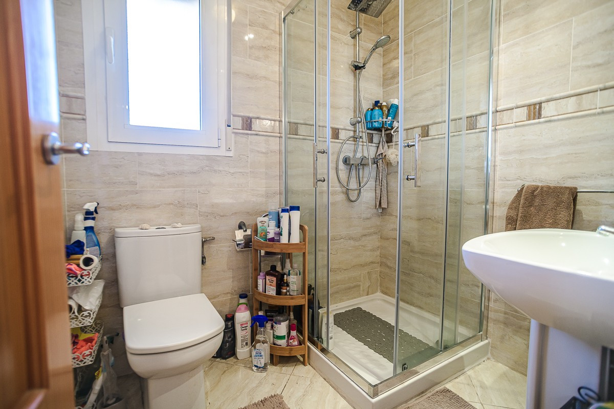 Appartement te koop in Torrevieja | 6 slaapkamers H5287573