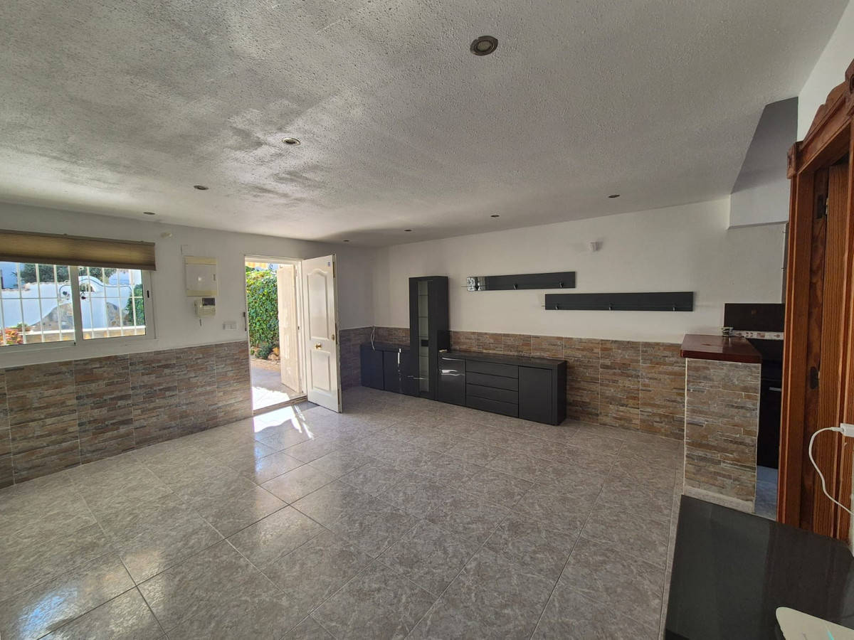 Huis te koop in Torrevieja | 3 slaapkamers H5289223