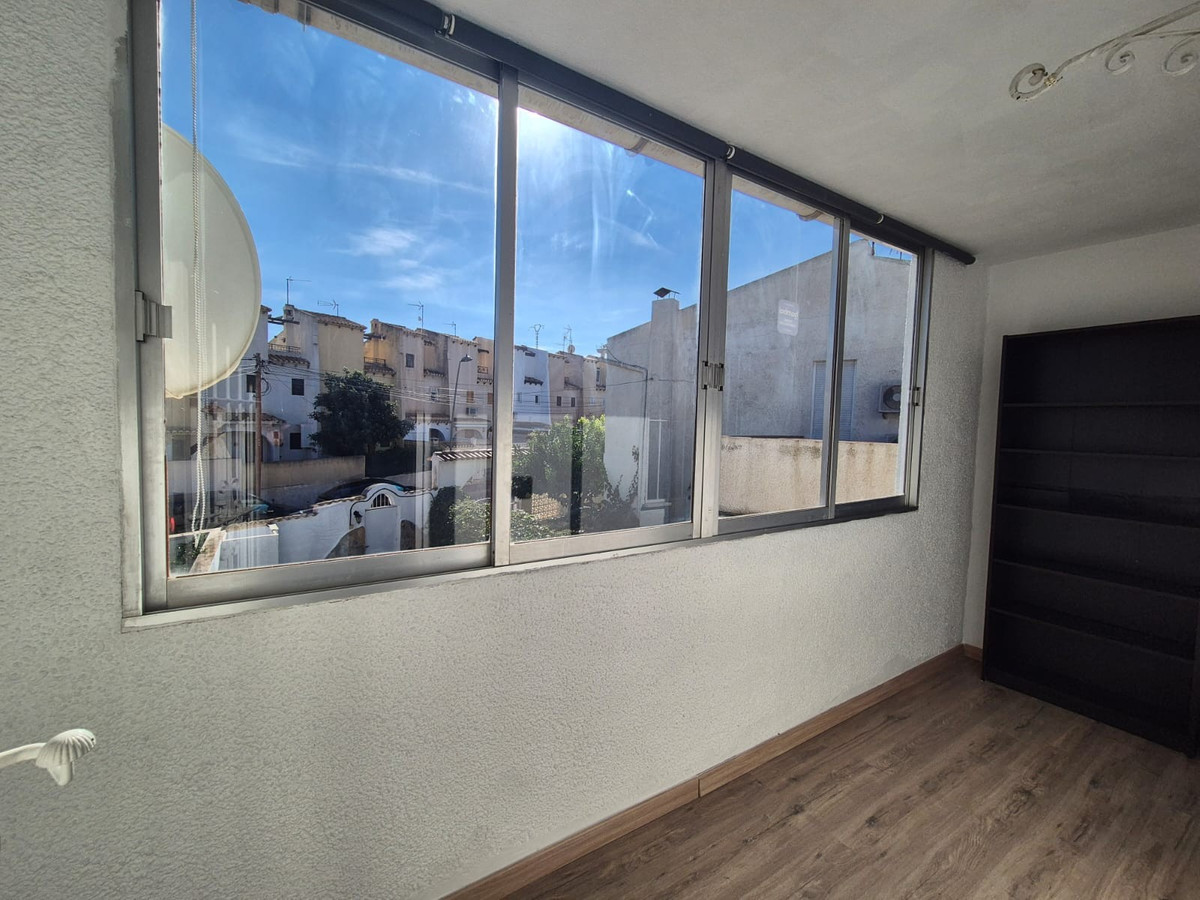 Huis te koop in Torrevieja | 3 slaapkamers H5289223