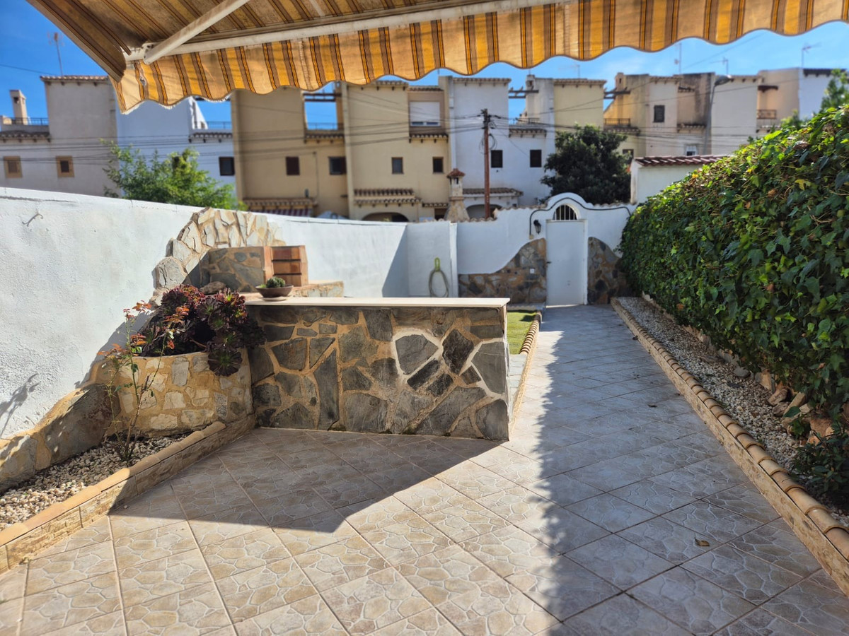 Huis te koop in Torrevieja | 3 slaapkamers H5289223