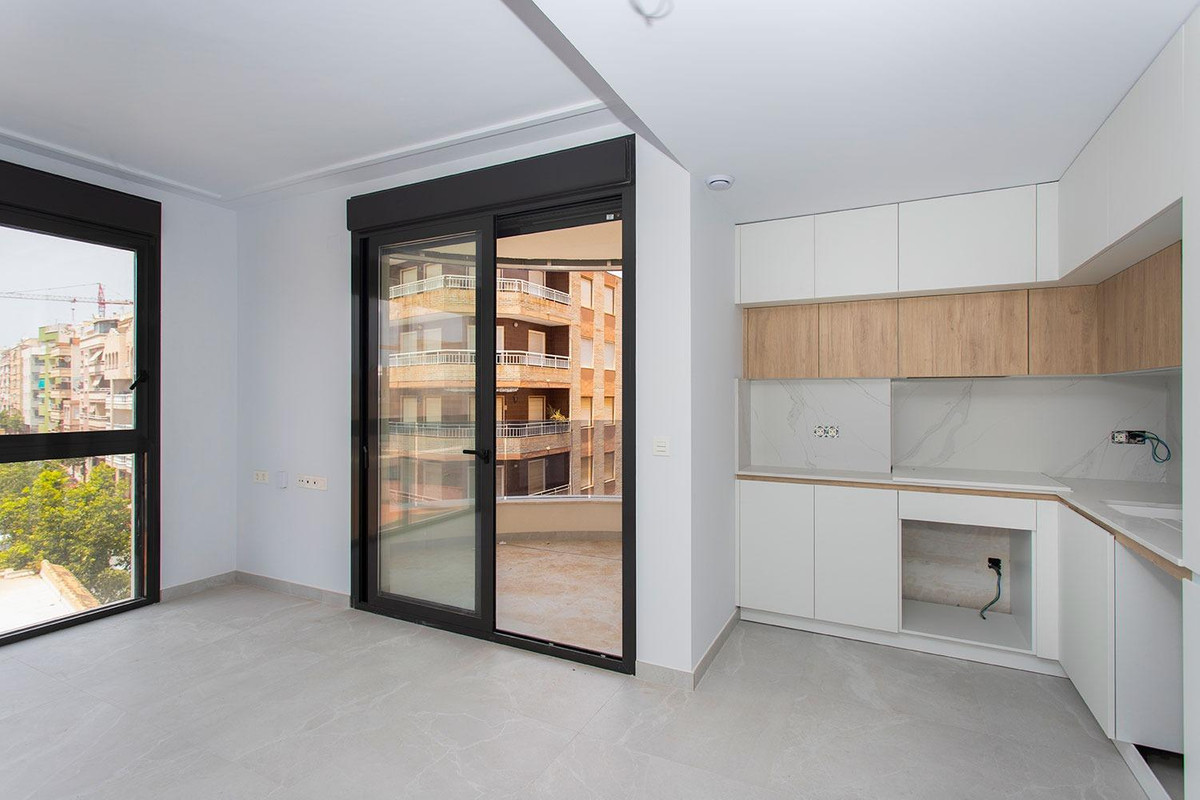Appartement te koop in Torrevieja | 2 slaapkamers H5292529