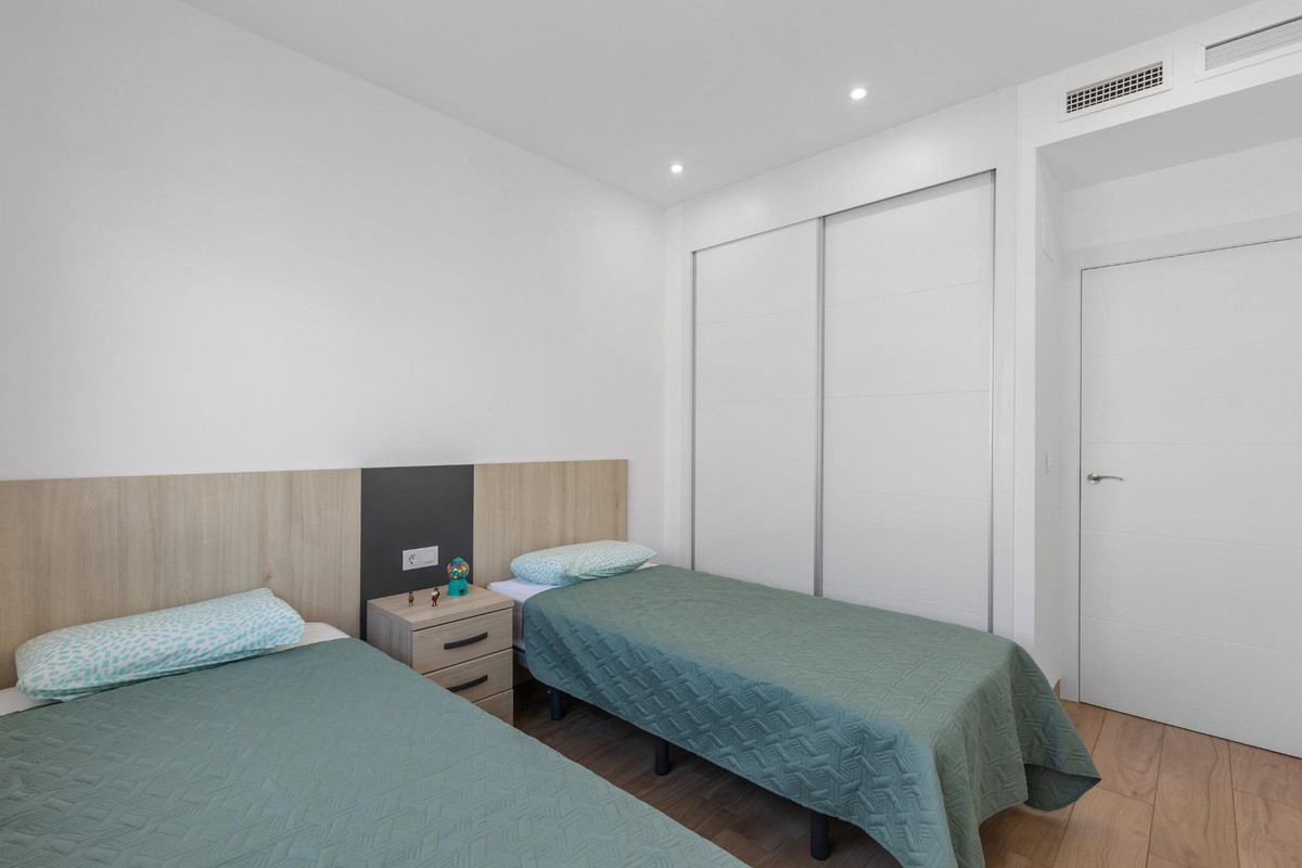 Penthouse te koop in Torrevieja | 2 slaapkamers H5297842