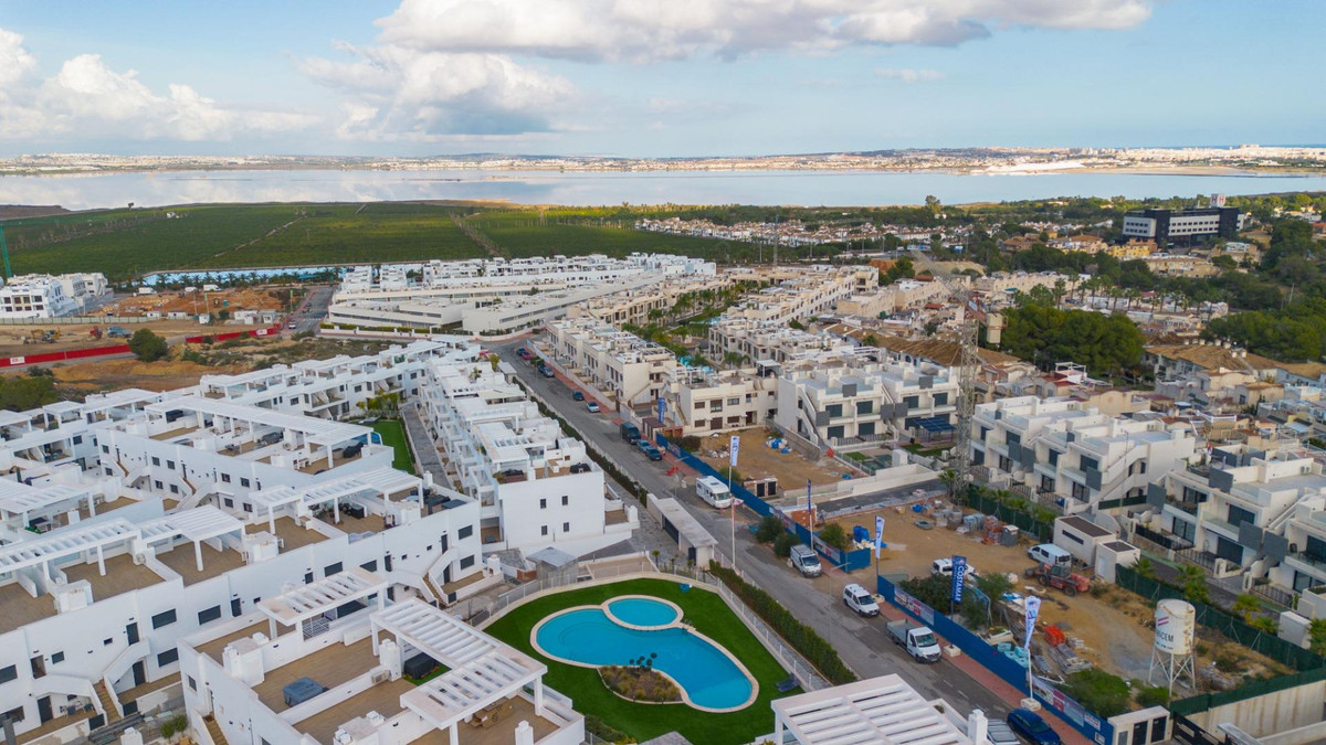 Penthouse te koop in Torrevieja | 2 slaapkamers H5297842