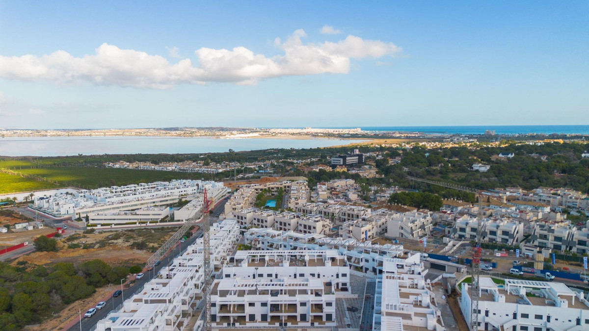 Penthouse te koop in Torrevieja | 2 slaapkamers H5297842