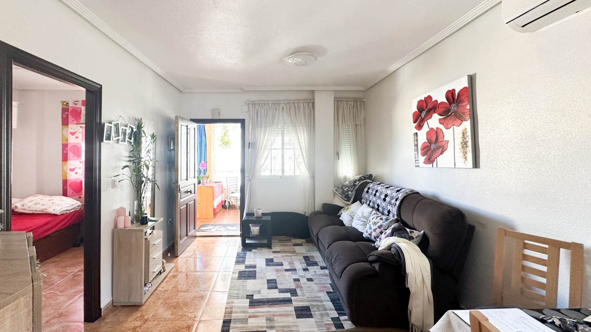 Appartement te koop in Torrevieja | 2 slaapkamers H5303206