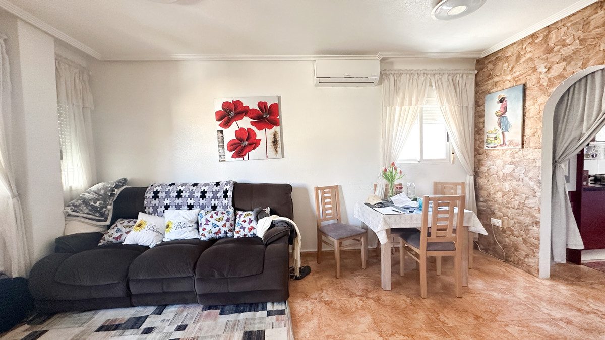 Appartement te koop in Torrevieja | 2 slaapkamers H5303206