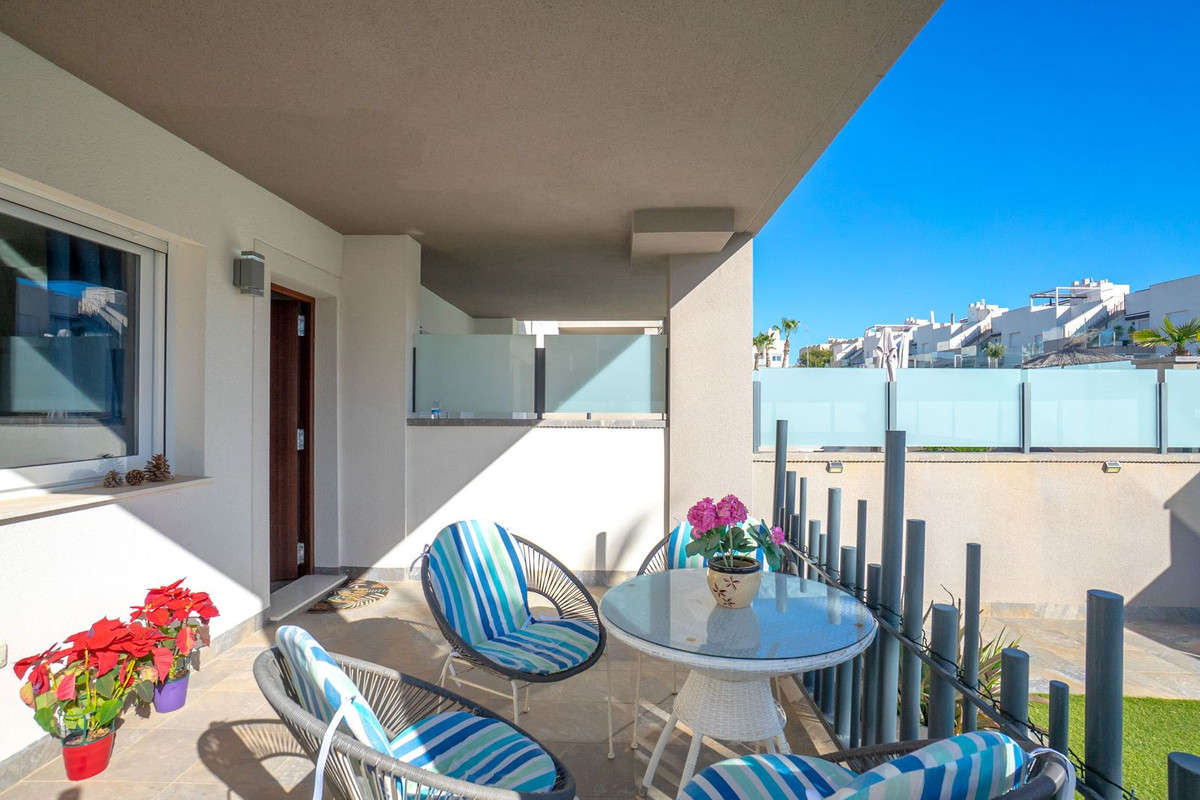 Appartement te koop in Torrevieja | 2 slaapkamers H5308822