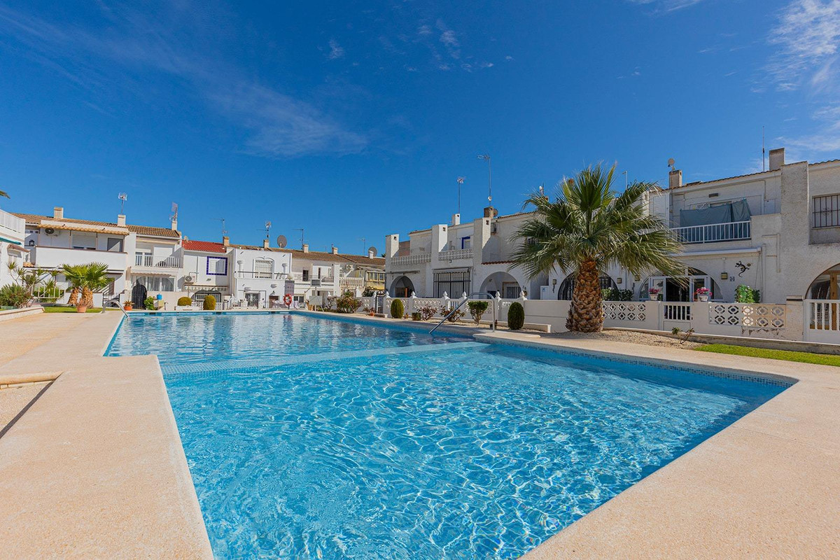 Penthouse te koop in Torrevieja | 2 slaapkamers H5319349