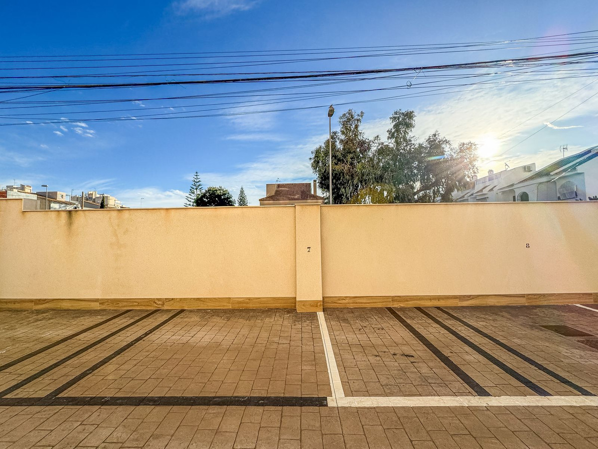 Penthouse te koop in Torrevieja | 2 slaapkamers H5319418