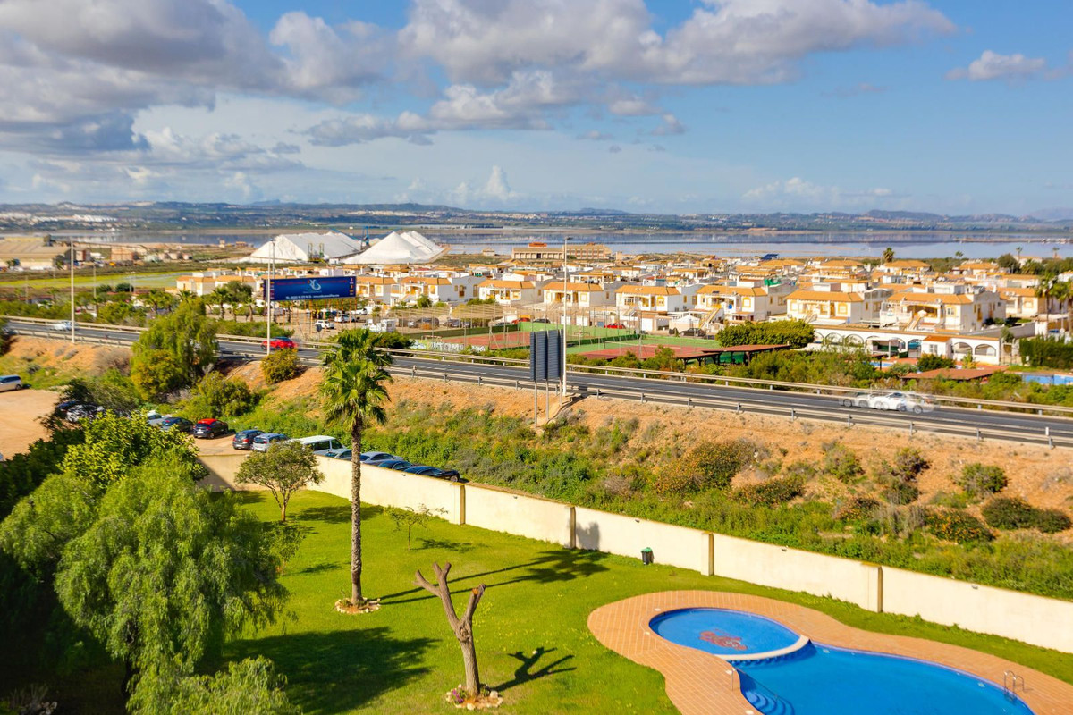 Penthouse te koop in Torrevieja | 2 slaapkamers H5324824