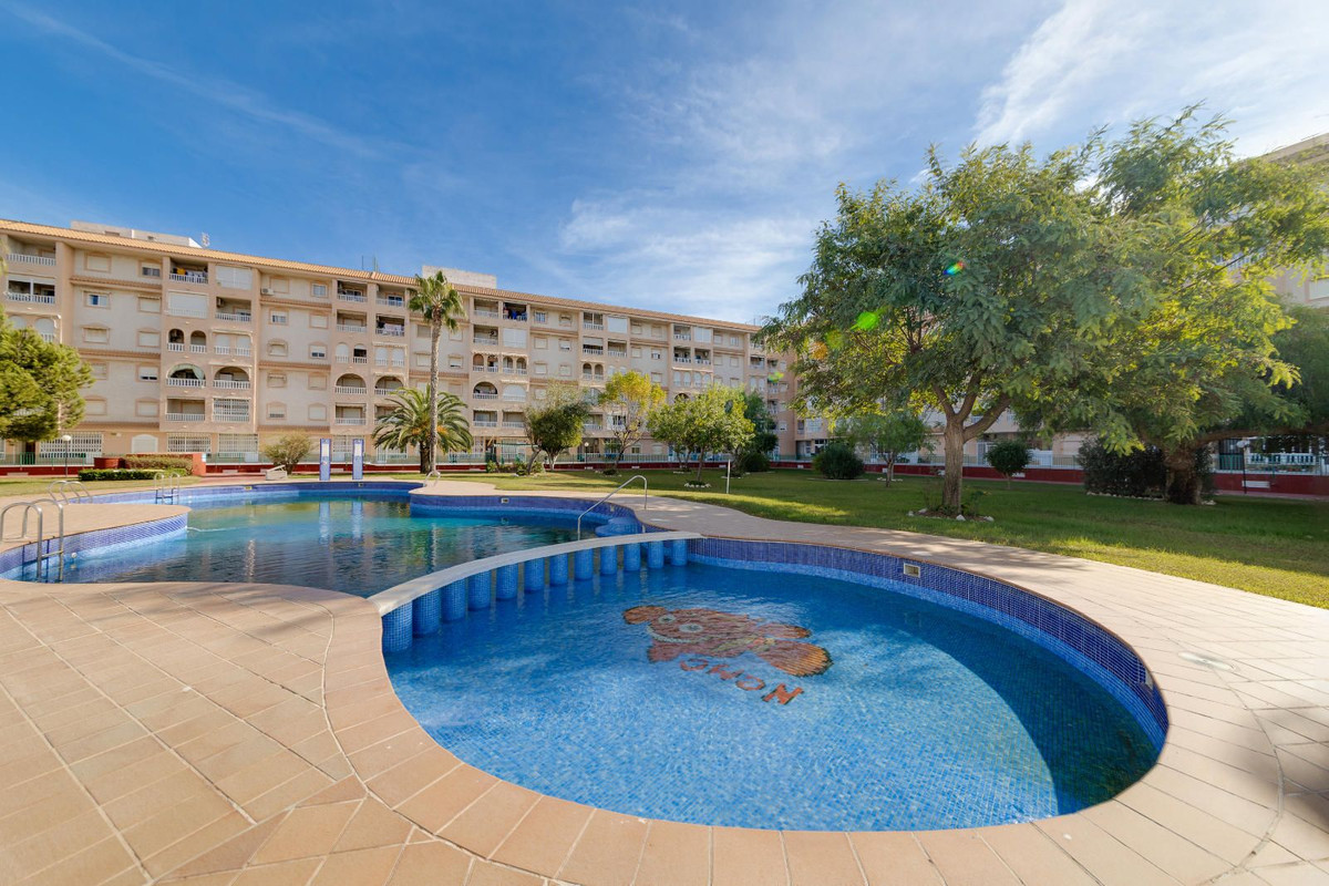 Penthouse te koop in Torrevieja | 2 slaapkamers H5324824