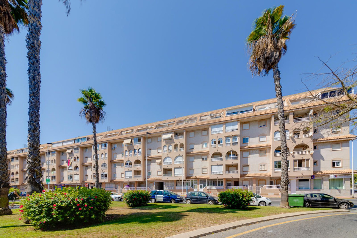 Penthouse te koop in Torrevieja | 2 slaapkamers H5324827