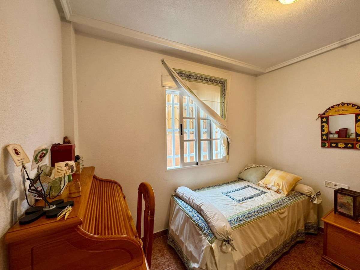 Huis te koop in Torrevieja | 3 slaapkamers H5325529