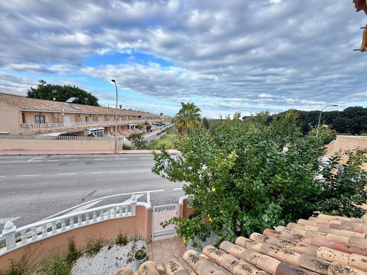 Huis te koop in Torrevieja | 3 slaapkamers H5325529