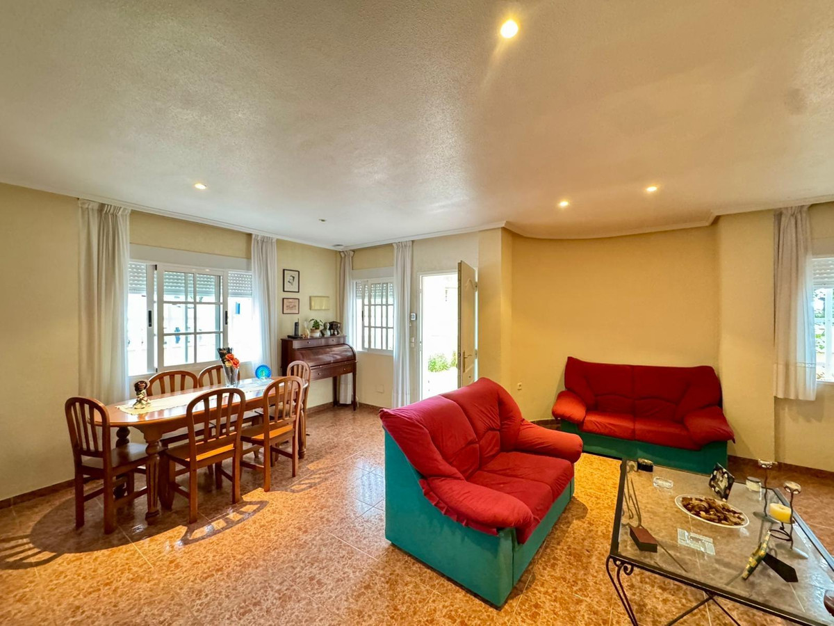 Huis te koop in Torrevieja | 3 slaapkamers H5325529