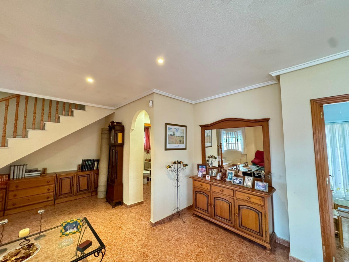 Huis te koop in Torrevieja | 3 slaapkamers H5325529