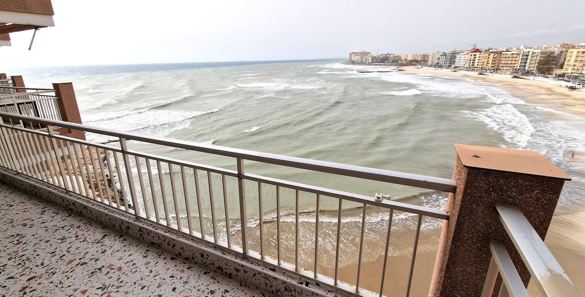 Appartement te koop in Torrevieja | 2 slaapkamers H5332525