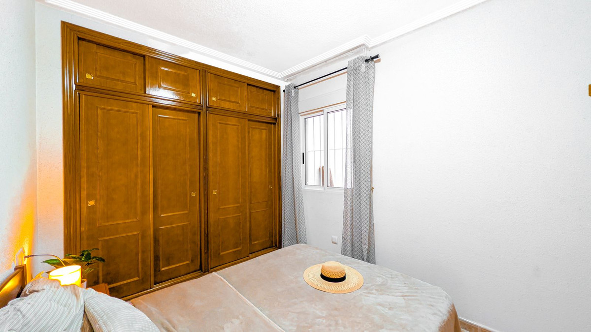 Appartement te koop in Torrevieja | 2 slaapkamers H5335531
