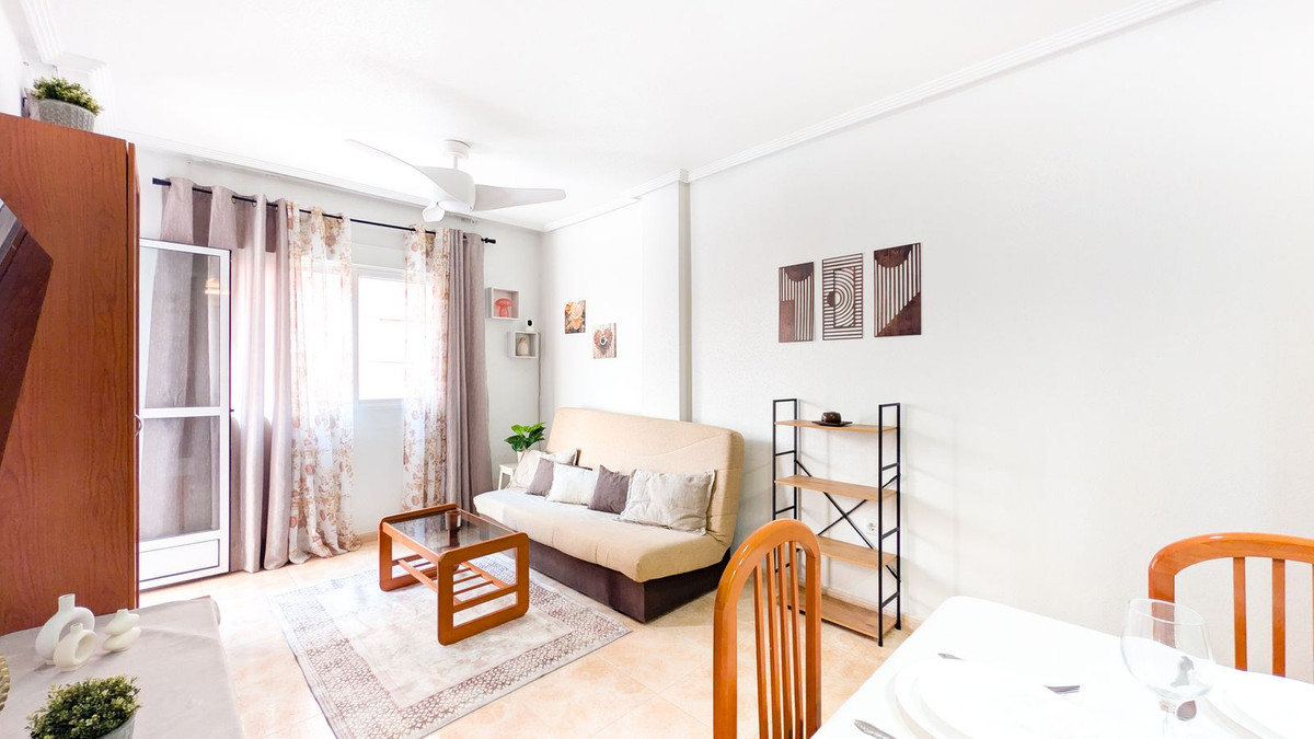Appartement te koop in Torrevieja | 2 slaapkamers H5335531