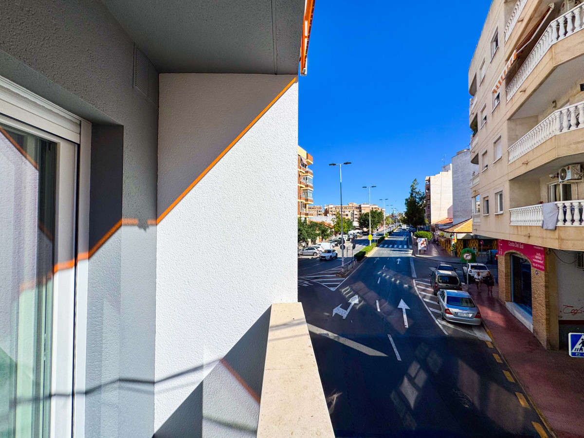 Appartement te koop in Torrevieja | 2 slaapkamers H5336005