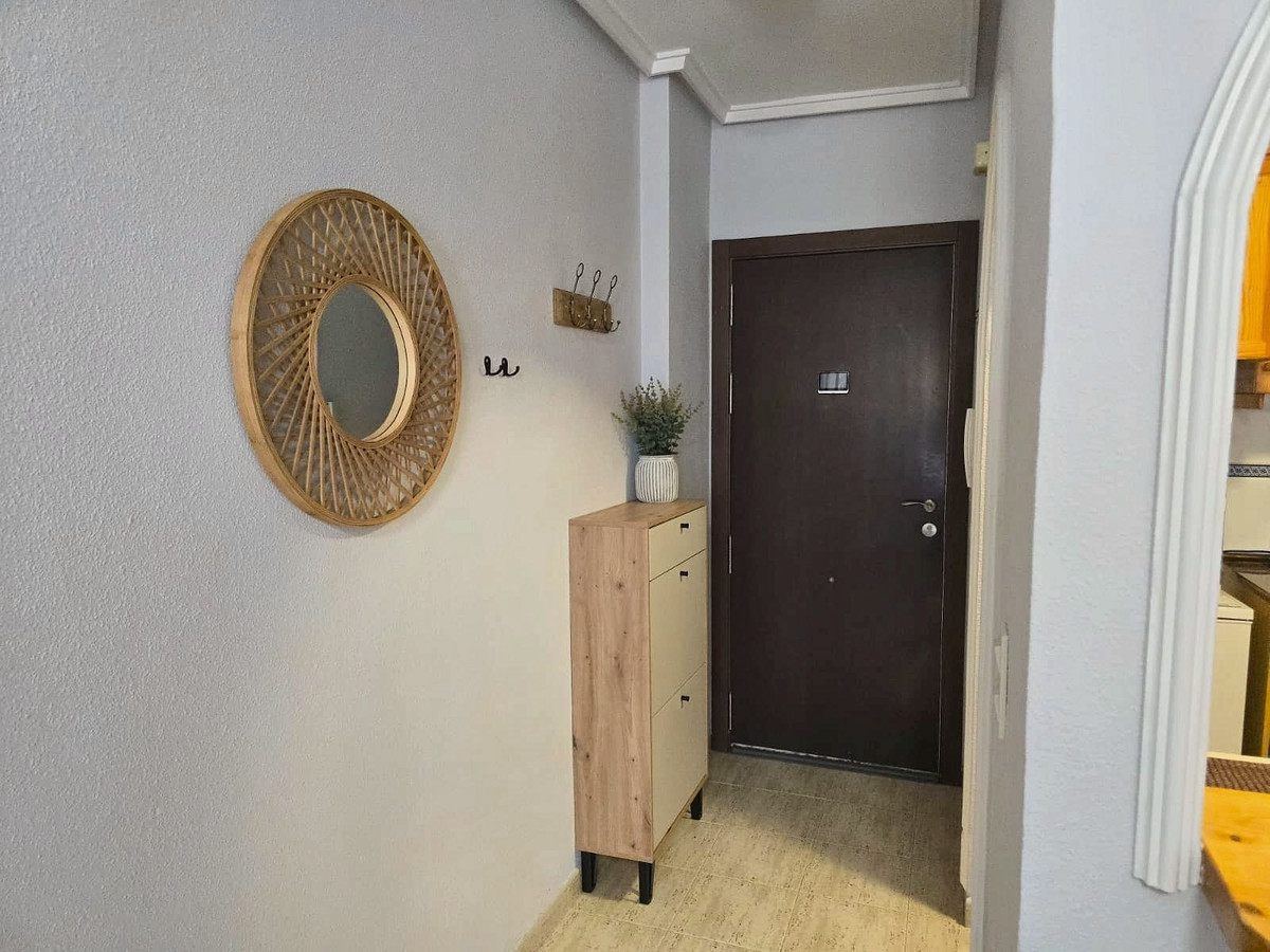 Appartement te koop in Torrevieja | 2 slaapkamers H5347036
