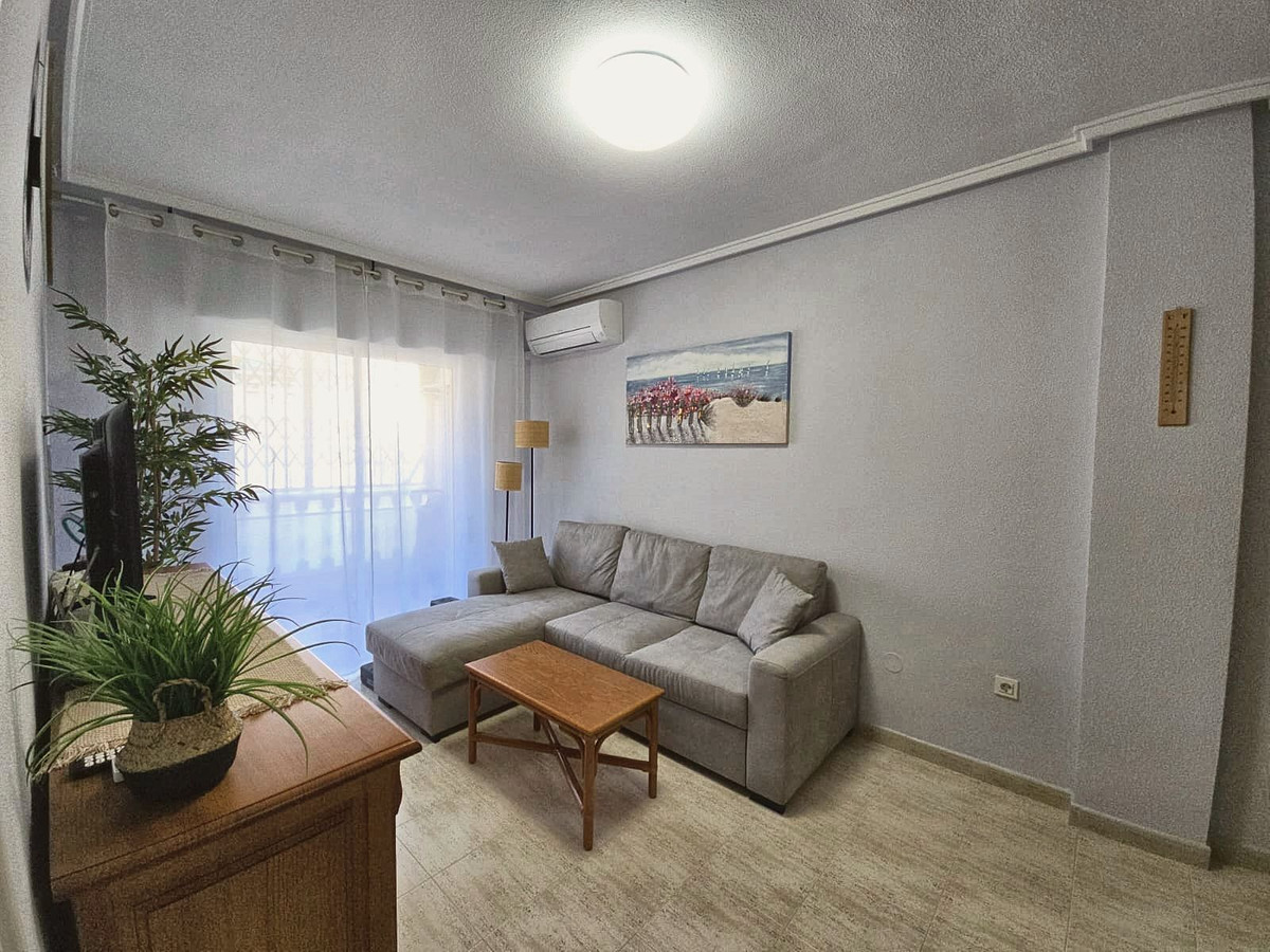 Appartement te koop in Torrevieja | 2 slaapkamers H5347036