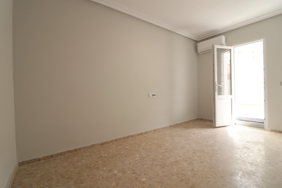 Appartement te koop in Torrevieja | 3 slaapkamers H5347663