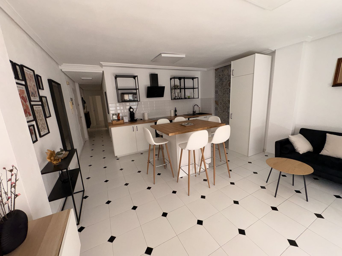 Appartement te koop in Torrevieja | 2 slaapkamers H5350378