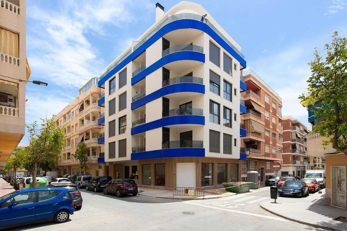 Appartement te koop in Torrevieja | 2 slaapkamers H5352784