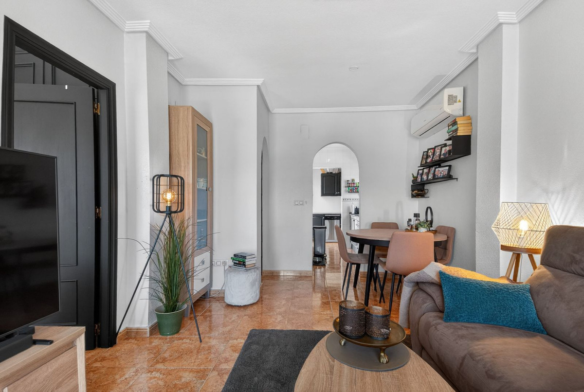 Appartement te koop in Torrevieja | 2 slaapkamers H5354389