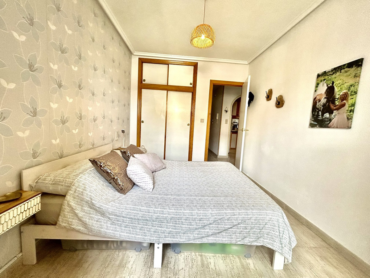 Appartement te koop in Torrevieja | 2 slaapkamers H5356999