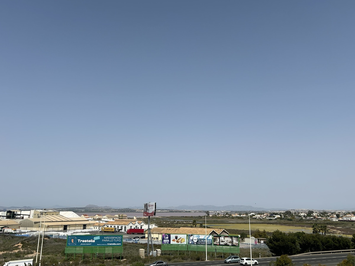 Appartement te koop in Torrevieja | 2 slaapkamers H5356999