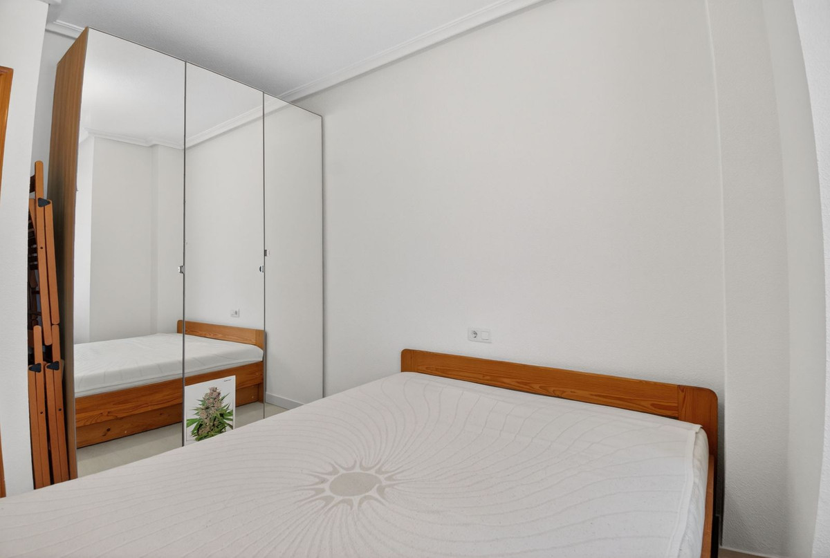 Appartement te koop in Torrevieja | 2 slaapkamers H5357479