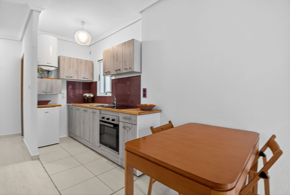 Appartement te koop in Torrevieja | 2 slaapkamers H5357479