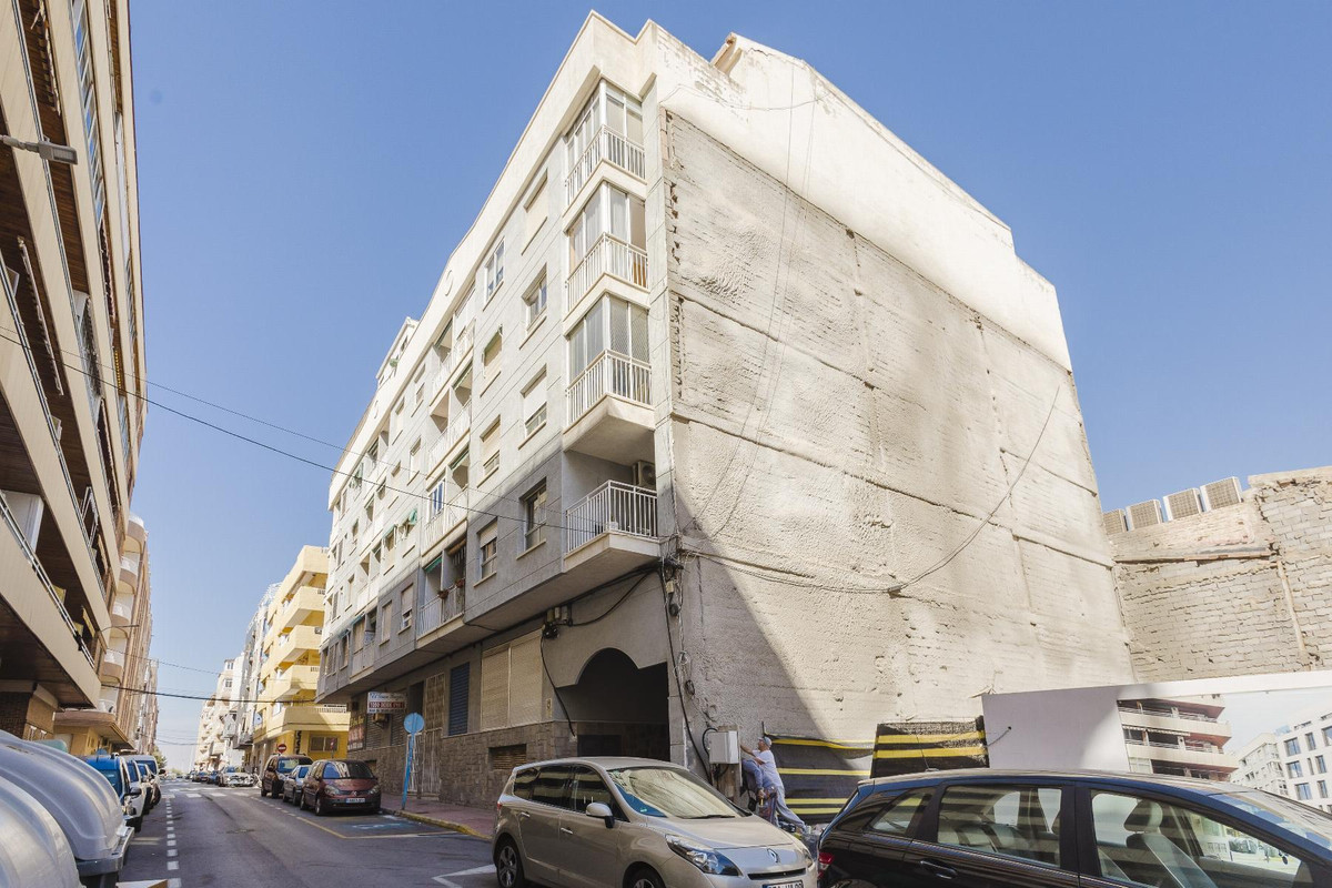 Appartement te koop in Torrevieja | 3 slaapkamers H5363299